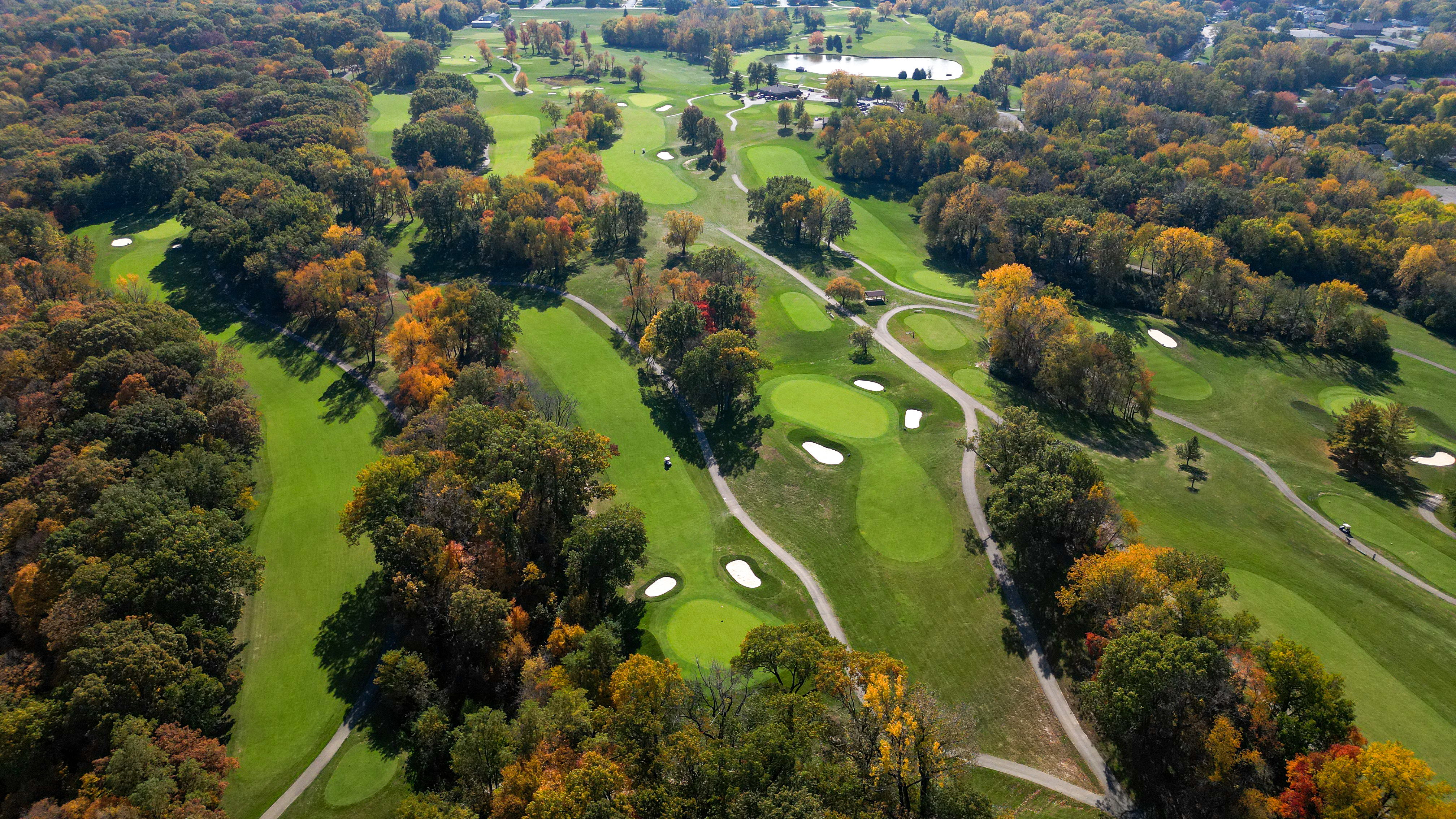 Bird's eye view of golf course